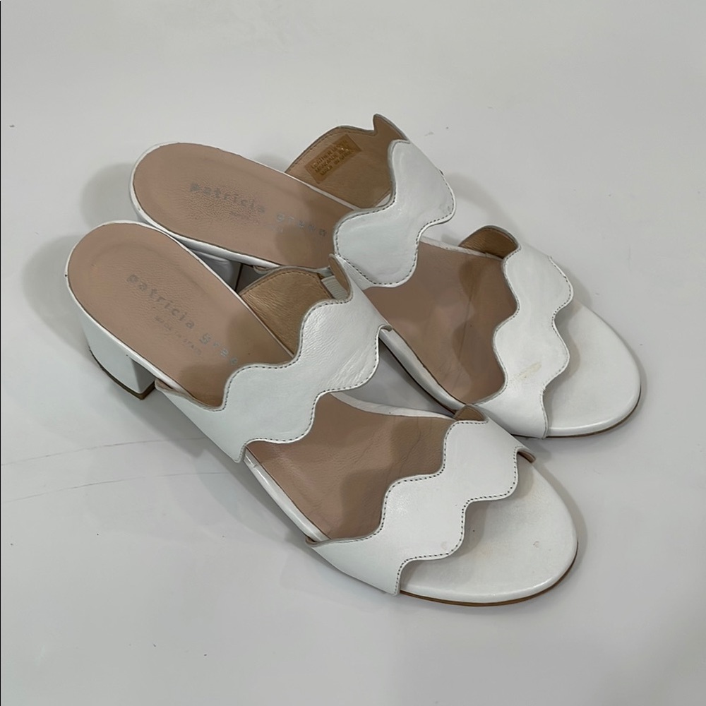 Patricia Green Palm Beach Block Sandals Size 7 White Low Heel Slip On - Picture 3 of 14